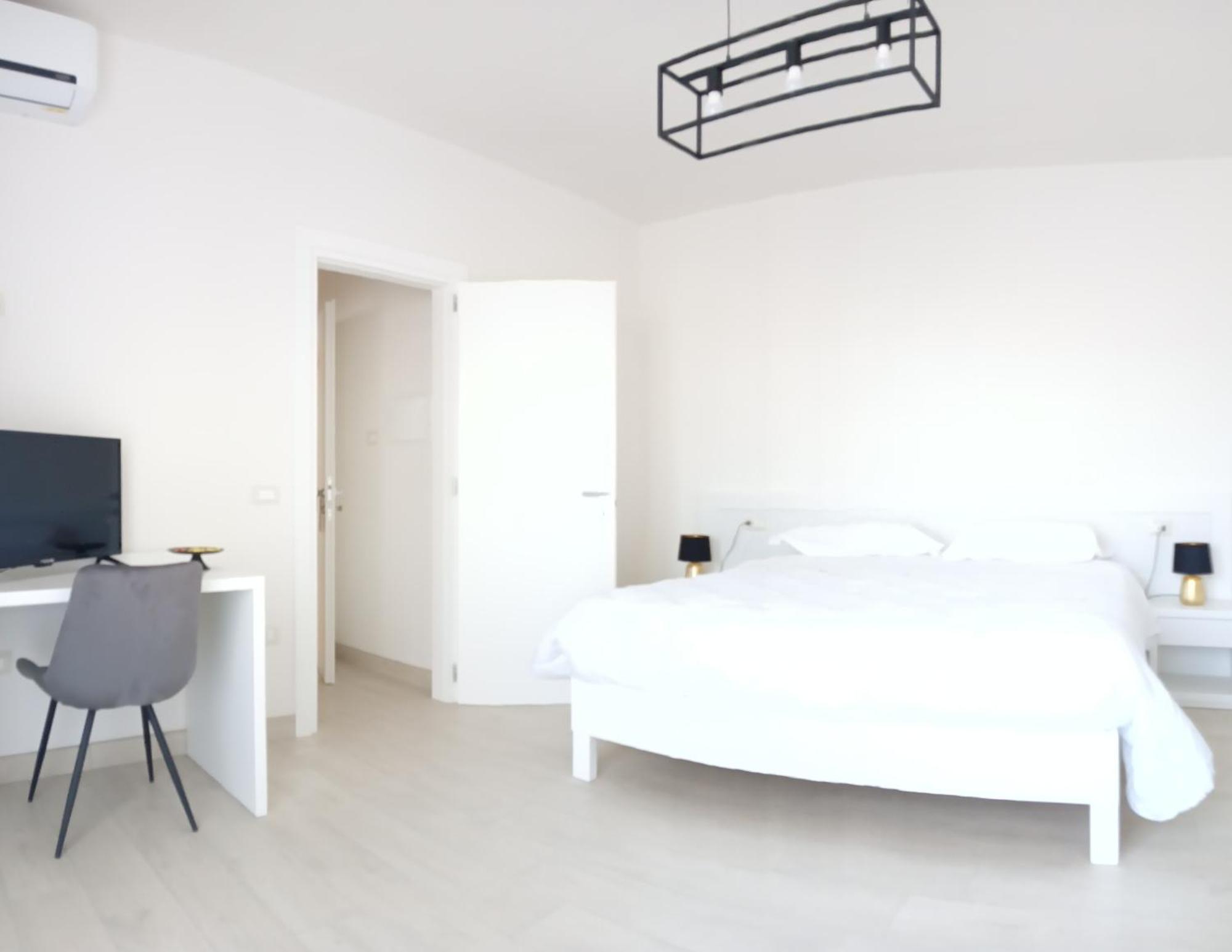Mya Luxury Rooms And Wellness Melendugno Ngoại thất bức ảnh